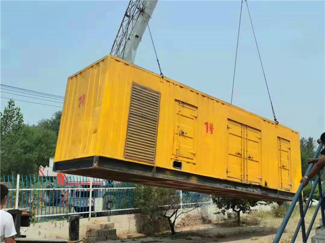 湘东300KW柴油发电机组油耗是多少?